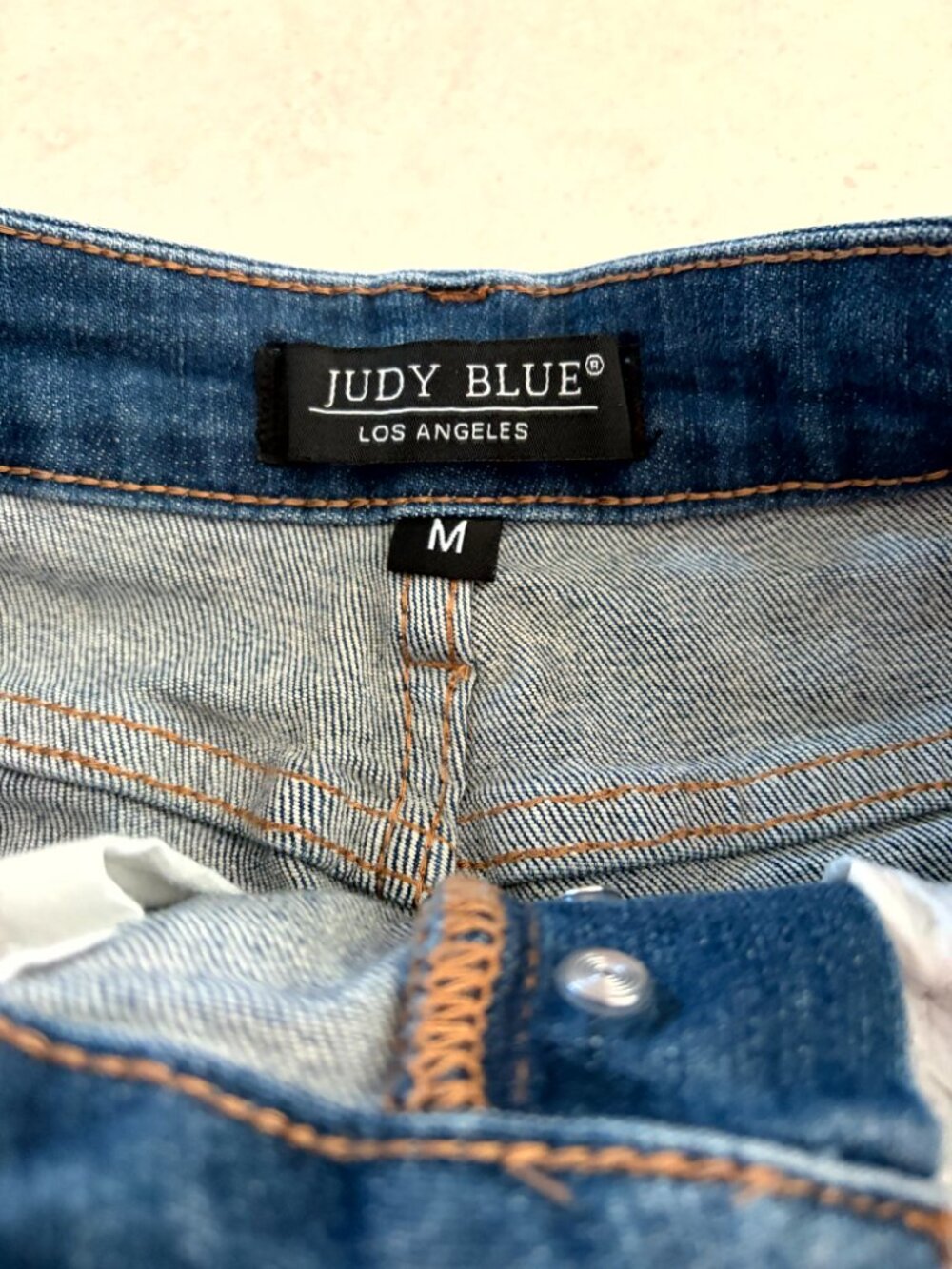 Judy Blue Women's Cut Off Jean Shorts Distressed Size Medium - Picture 6 of 8